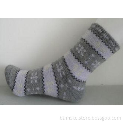 Winter Warm Womens Wool Socks , Thick Jacquard Acrylic Anti